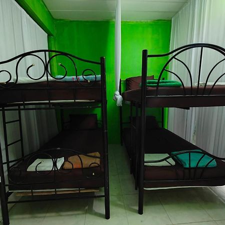 Phangan Hostel Haadrin Hat Rin Buitenkant foto