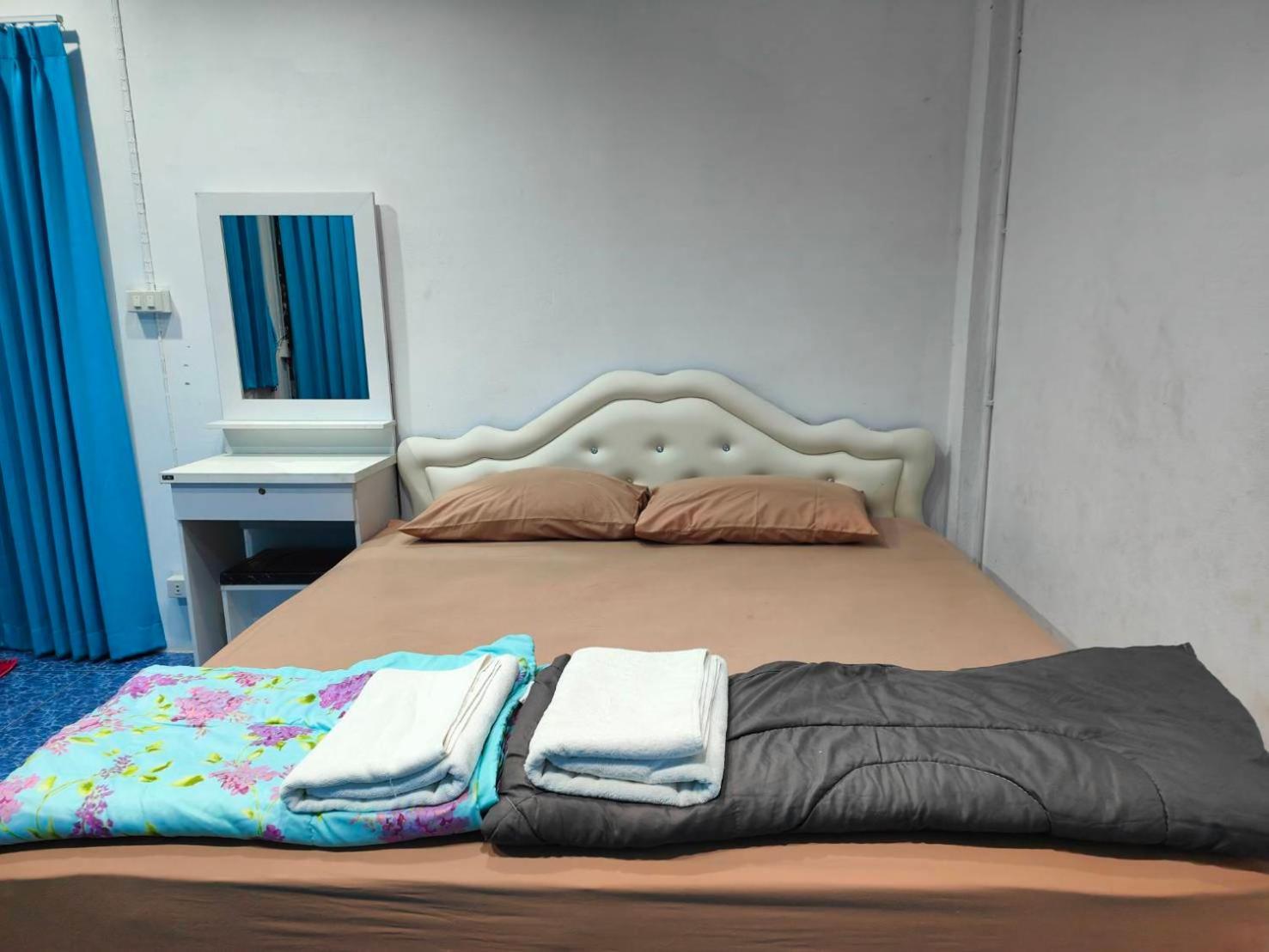 Phangan Hostel Haadrin Hat Rin Buitenkant foto
